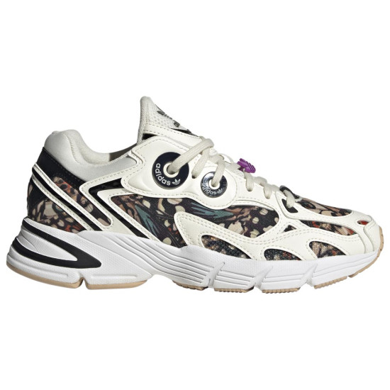 Adidas Astir W